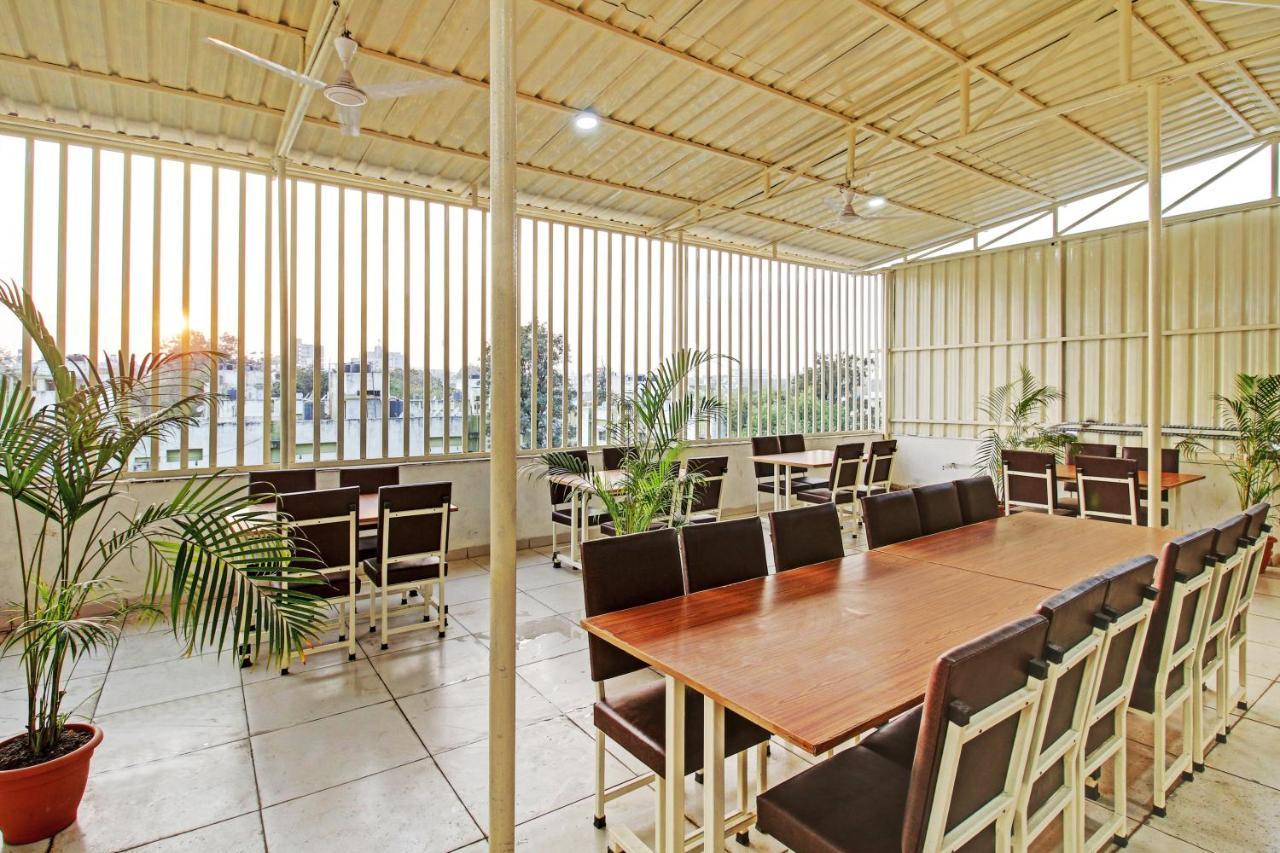 Treebo Krishna Regency Isbt Bus Stop Bhopal Luaran gambar
